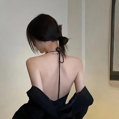 赤裸反击